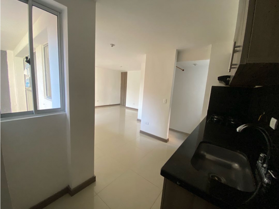VENDEMOS APARTAMENTO EN SURAMERICA — foto 4
