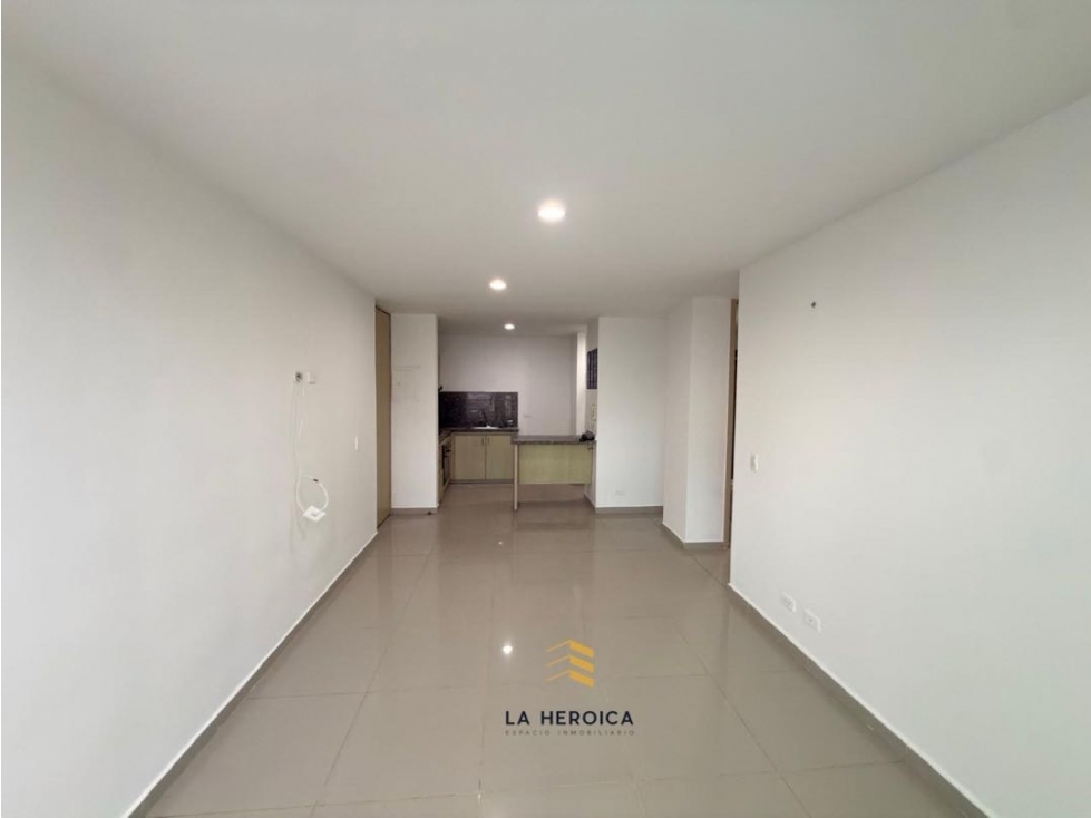 VENDEMOS APARTAMENTO EN TORRES DE MADEIRA — foto 3