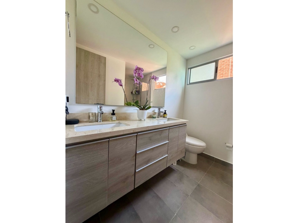 VENDEMOS APARTAMENTO EN UNIDAD FAMILIAR LOMA LOS MESA — foto 6