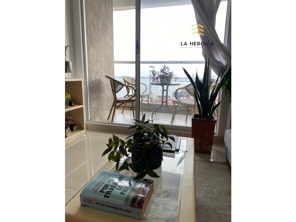 VENDEMOS APARTAMENTO EN URANTIA MANGA — foto 2