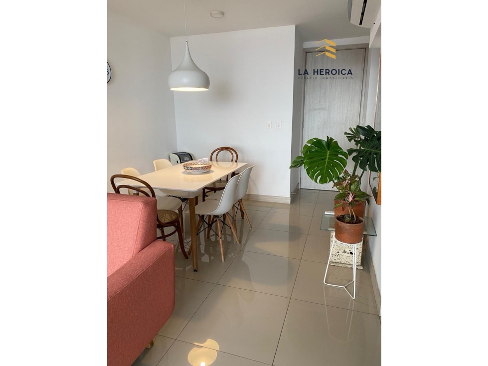 VENDEMOS APARTAMENTO EN URANTIA MANGA — foto 4