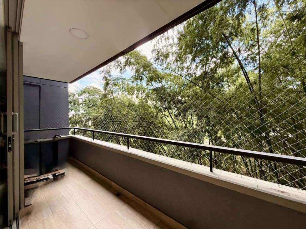 VENDEMOS APARTAMENTO MODERNO SECTOR BALSOS RODEADO DE VERDE — foto 3