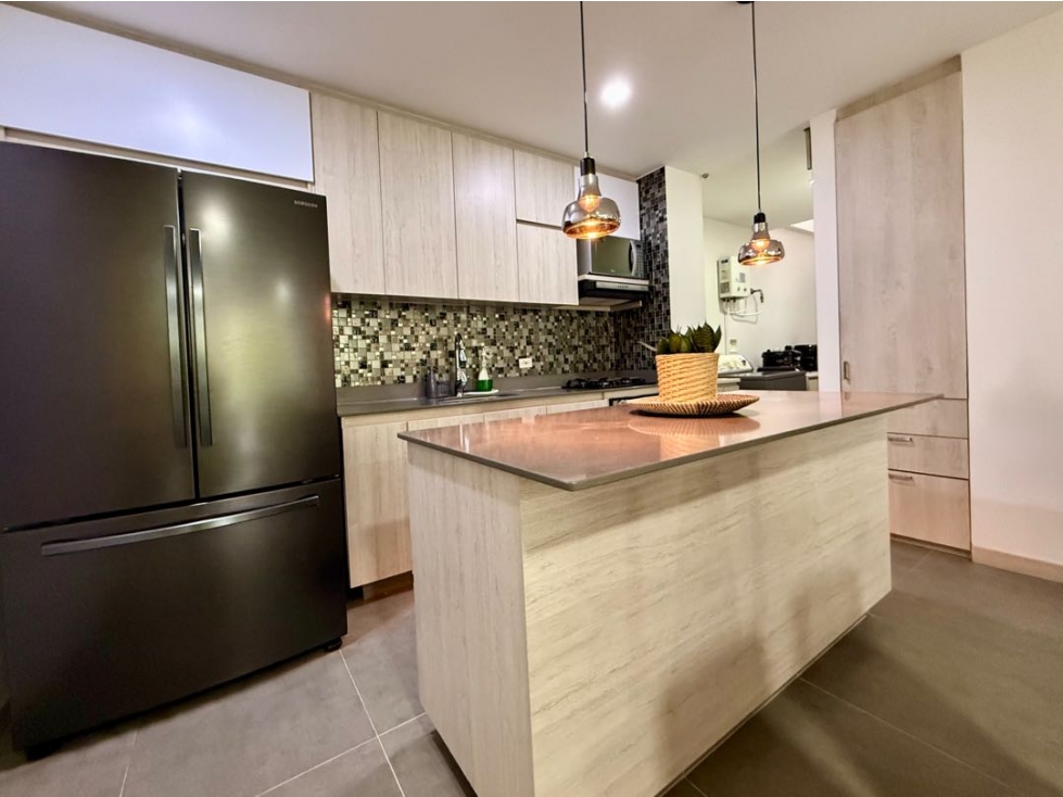 VENDEMOS APARTAMENTO MUY NUEVO SECTOR CITY PLAZA — foto 2