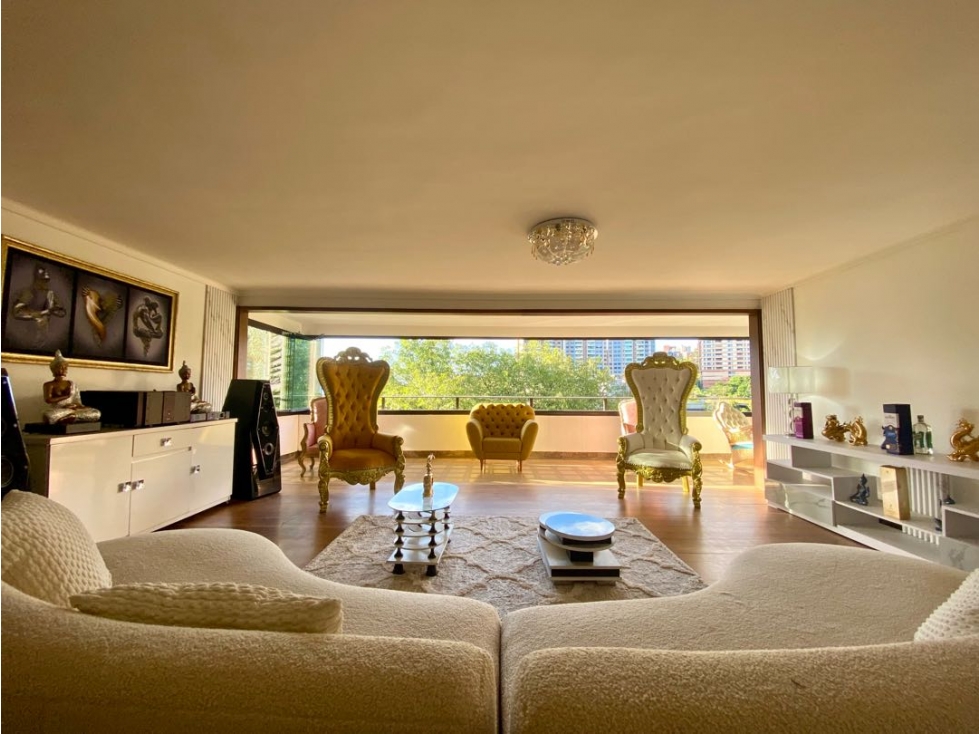 VENTA DE APARTAMENTO PARA REMODELAR EN SAN LUCAS