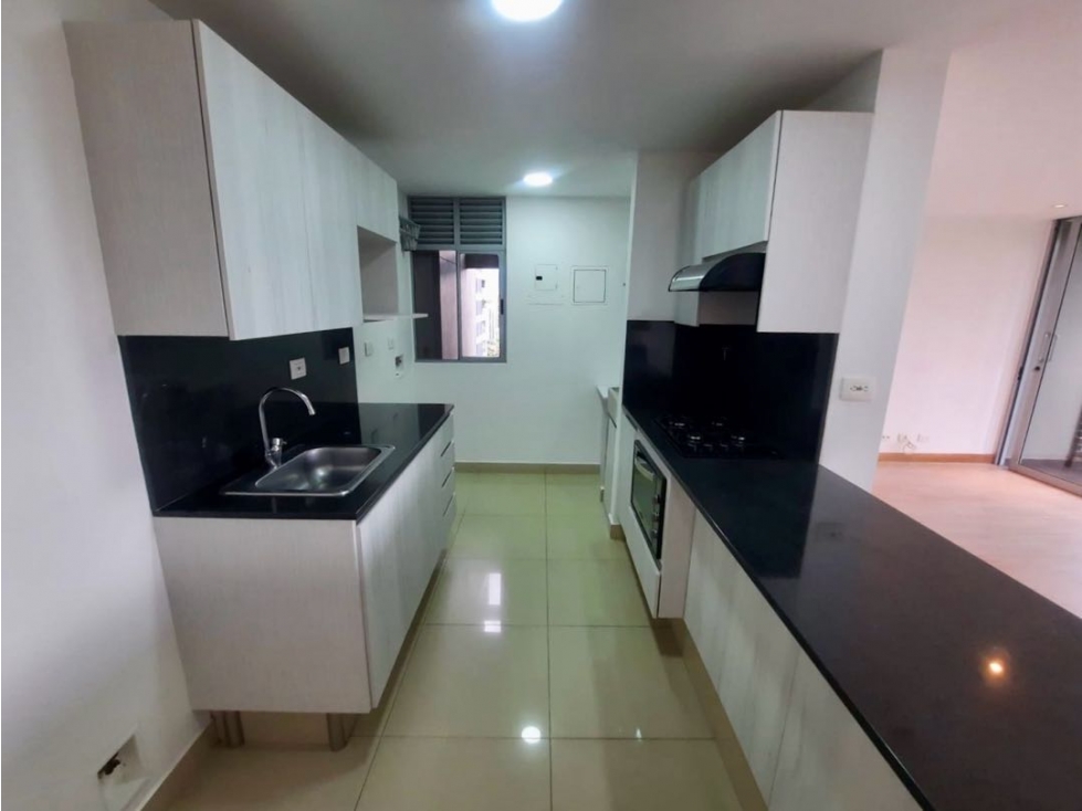 VENDEMOS APARTAMENTO POBLADO PARTE BAJA — foto 3