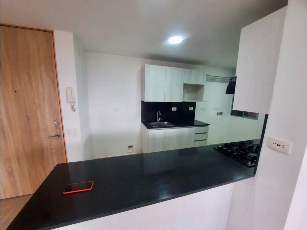 VENDEMOS APARTAMENTO POBLADO PARTE BAJA — foto 4