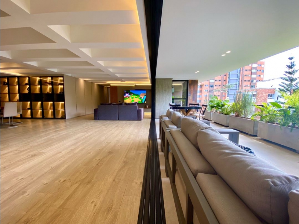 VENTA DE APARTAMENTO DÉ LUJO REMODELADO EN ÉL POBLADO SECTOR LOMAS 2