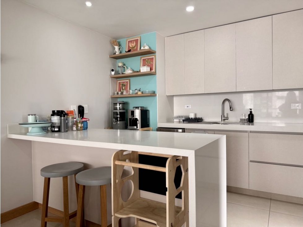 VENDEMOS APARTAMENTO REMODELADO UNIDAD FAMILIAR SECTOR MARYMOUNT — foto 2