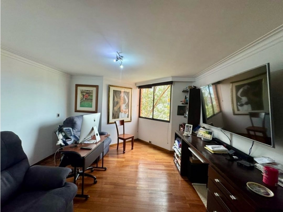 VENDEMOS APARTAMENTO SECTOR BALSOS CON GRAN POTENCIAL PARA REMODELAR — foto 4