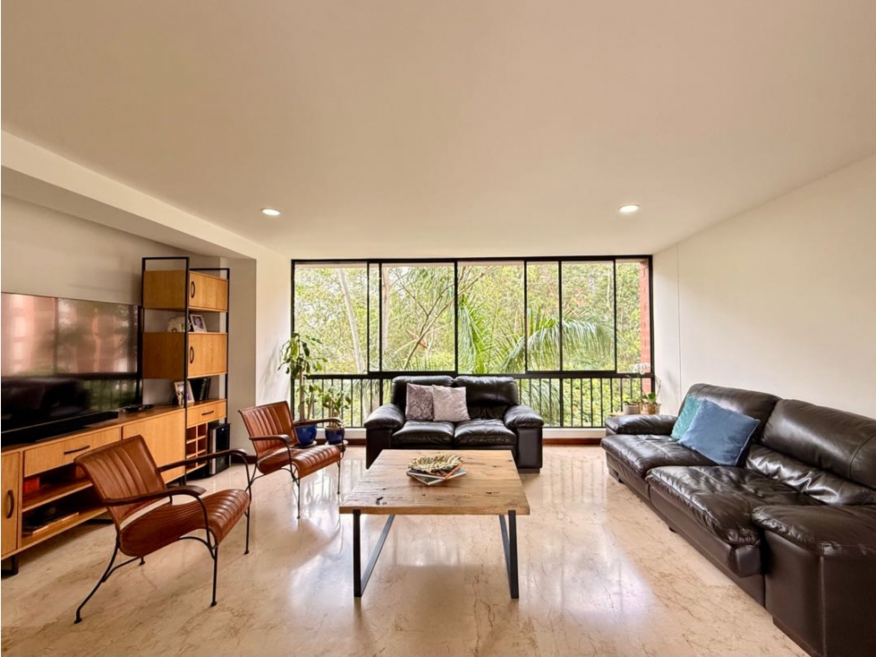 VENDEMOS APARTAMENTO SECTOR SAN GIORGIO RODEADO DE VERDE CON REFORMAS — foto 2