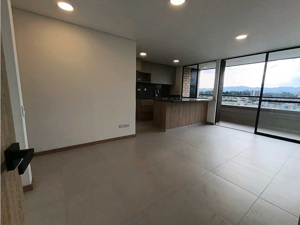 VENDEMOS APTO DE 75m² DOBLE VISTA UNIDAD CERRADA RIONEGRO SAN ANTONIO — foto 3