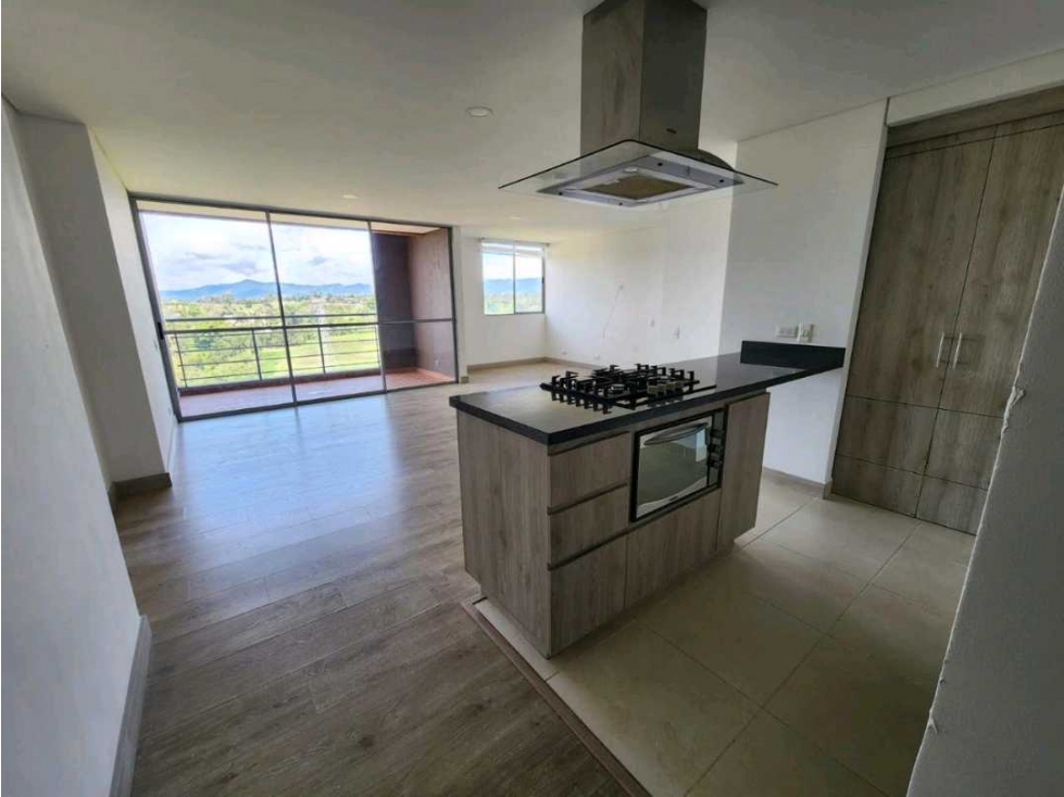 VENDEMOS APTO DE 81m² RIONEGRO CON VISTA, AMENIDADES Y BUEN PRECIO