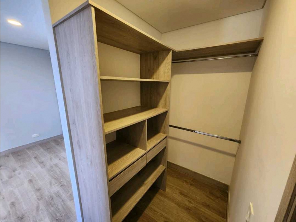 VENDEMOS APTO DE 81m² RIONEGRO CON VISTA, AMENIDADES Y BUEN PRECIO — foto 4