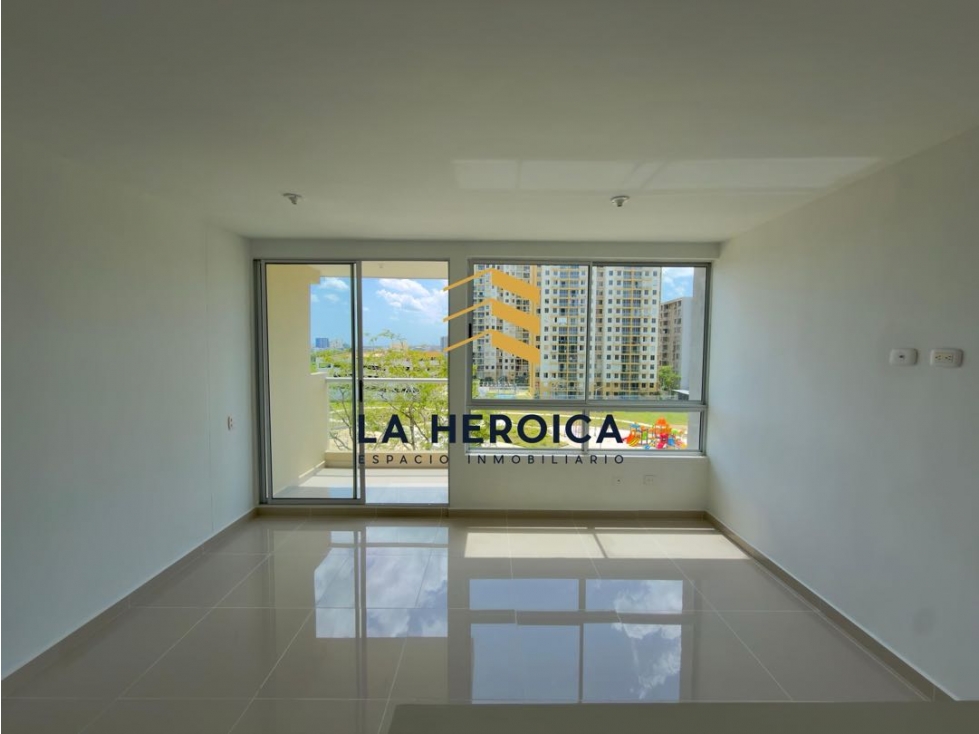 VENDEMOS APARTAMENTO EN MILÁN — foto 4