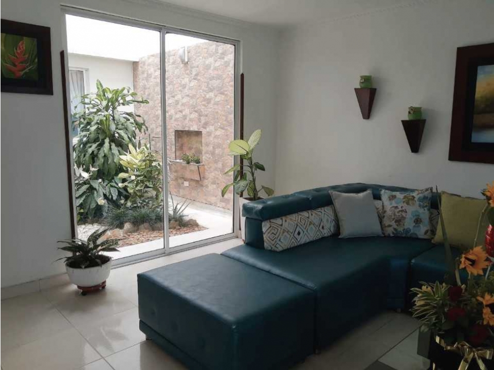 Vendemos casa amplia en La Julia Buga Valle del Cauca - 2