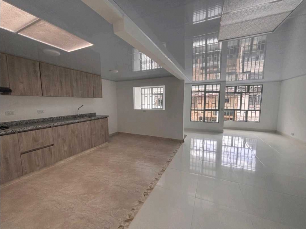 VENDEMOS CASA BIFAMILIAR CENTRAL SECTOR SAN ANDRESITO, PEREIRA
