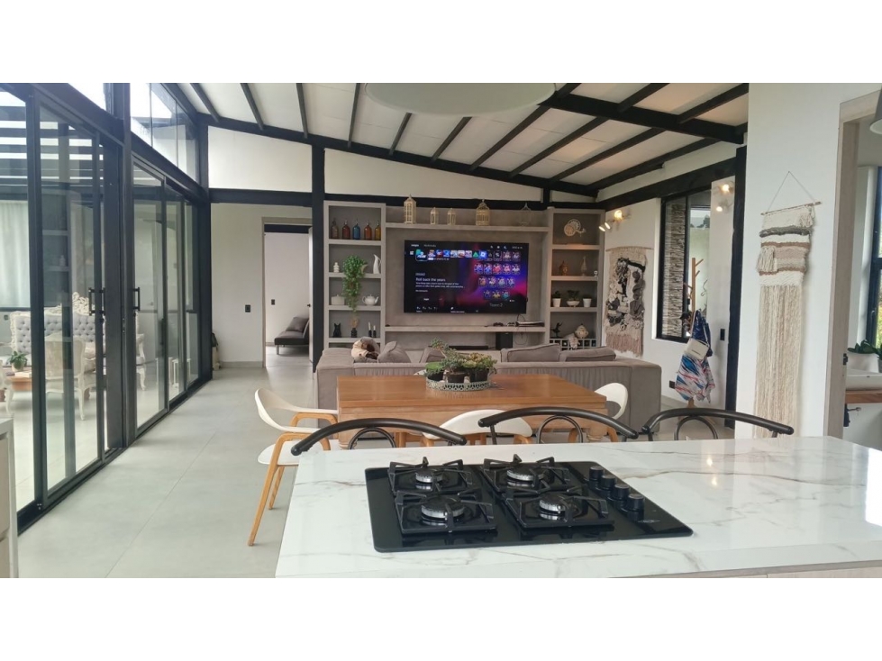 VENDEMOS CASA CAMPESTRE EN EL ALTO DEL ESCOBERO, ENVIGADO — foto 4