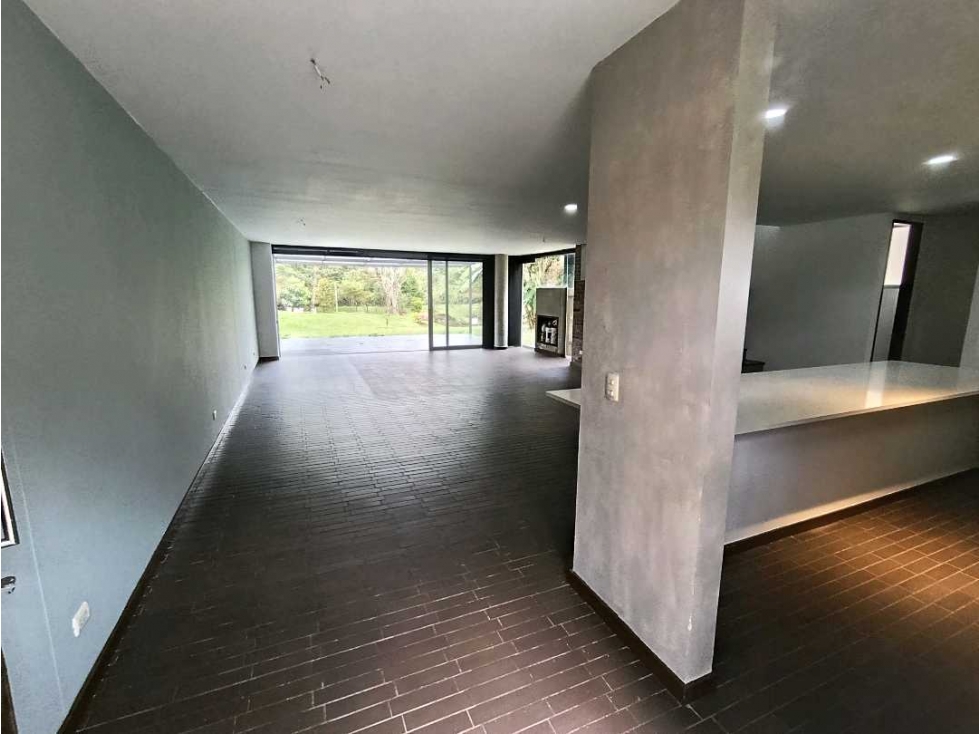VENDEMOS CASA CAMPESTRE LLANOGRANDE UNIDAD CERRADA A 3 MIN DE JARDINES — foto 3
