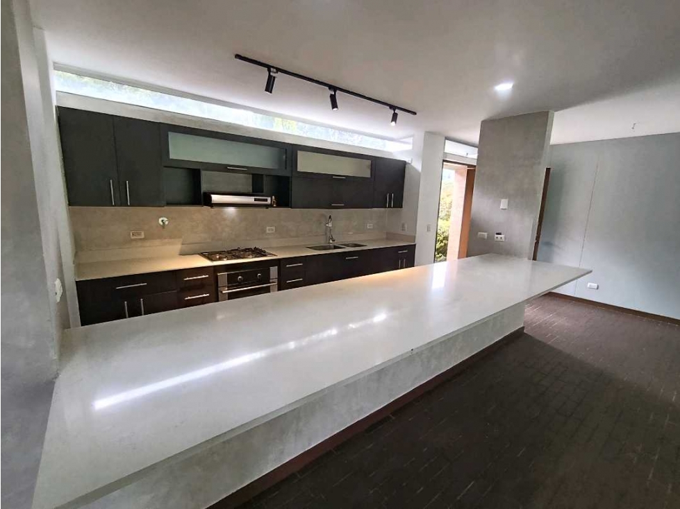 VENDEMOS CASA CAMPESTRE LLANOGRANDE UNIDAD CERRADA A 3 MIN DE JARDINES — foto 6