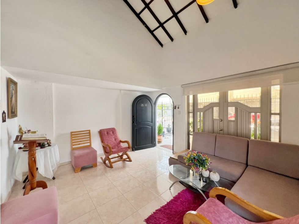 Vendemos CASA 4 alcobas + apartasuite para rentar en Manga Cartagena — foto 2