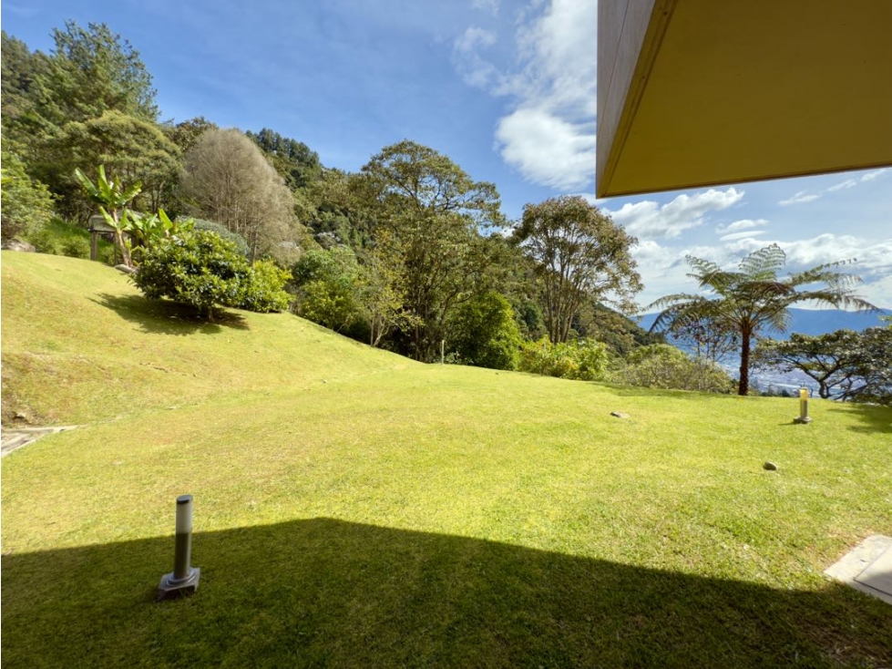 VENDEMOS CASA CON SUPER VISTA EN UNIDAD CERRADA PALMAS — foto 4