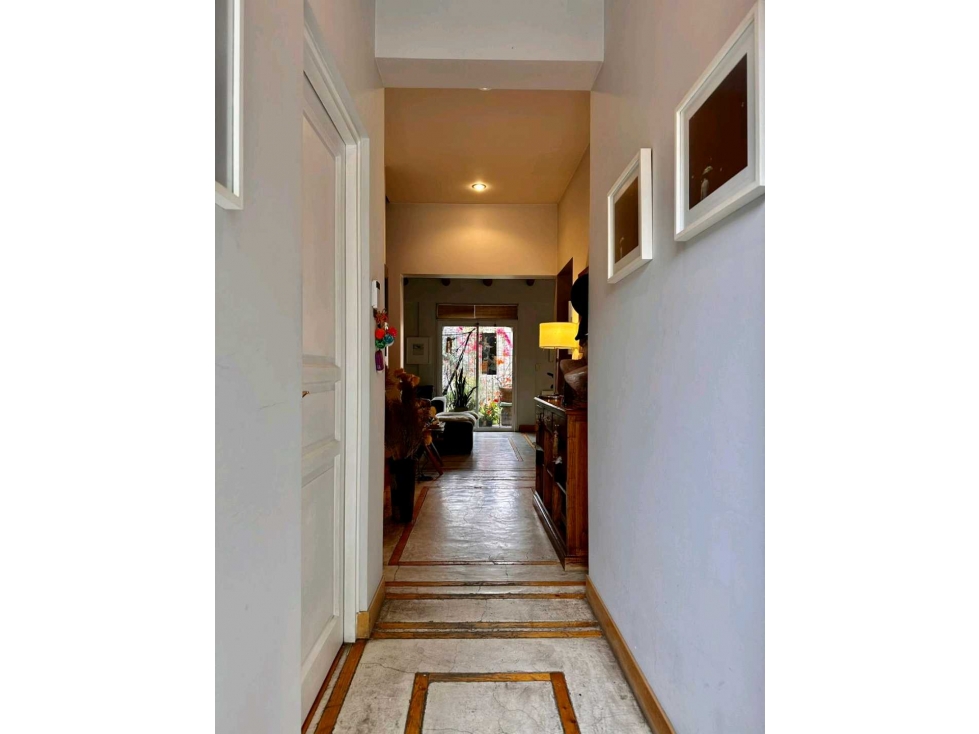 Casa en Venta dos plantas en pasaje Cdad de Copiapo, Dorrego, Mendoza - 2