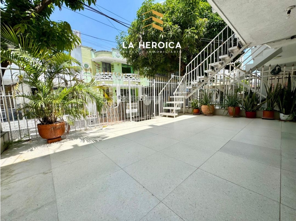 VENDEMOS CASA DIVIDIDA EN 2 APARTAMENTOS EN EL CAMPESTRE