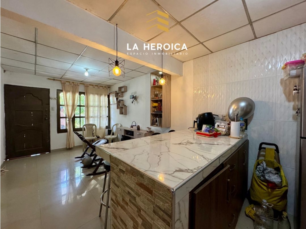 VENDEMOS CASA DIVIDIDA EN 2 APARTAMENTOS EN EL CAMPESTRE — foto 2