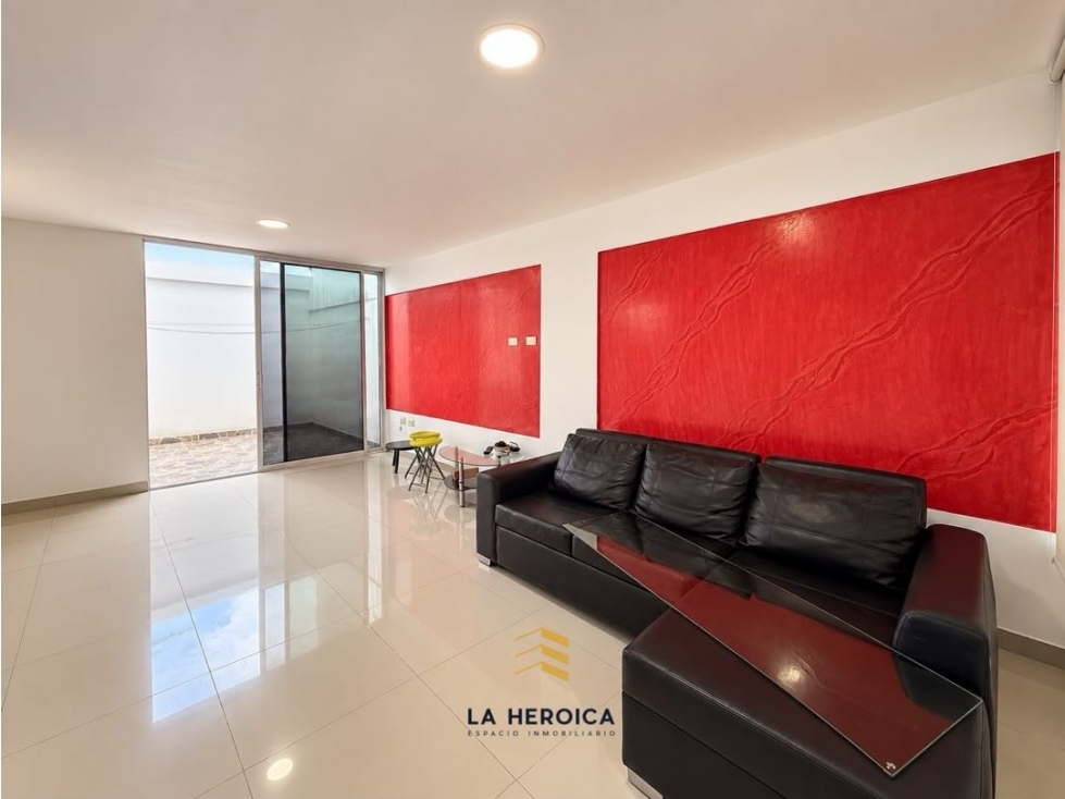 VENDEMOS CASA EN ARBOLEDA REAL