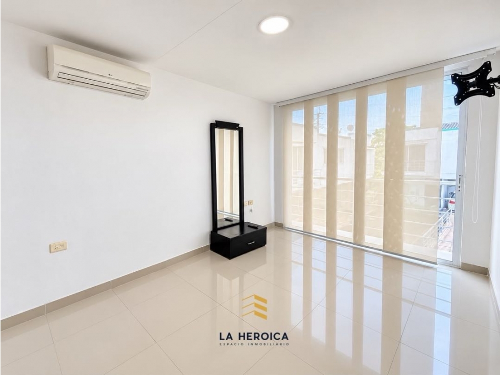 VENDEMOS CASA EN ARBOLEDA REAL — foto 4