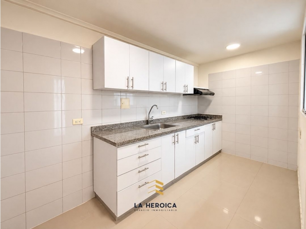 VENDEMOS CASA EN ARBOLEDA REAL — foto 6