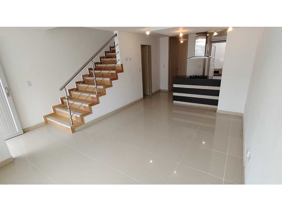 RENTAMOS CASA EN CONJUNTO ZONA NORTE DE ARMENIA, QUINDIO