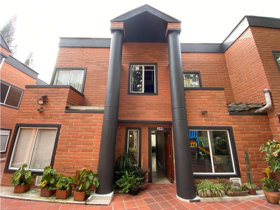 VENDEMOS DE CASA EN EL POBLADO-EL CAMPESTRE