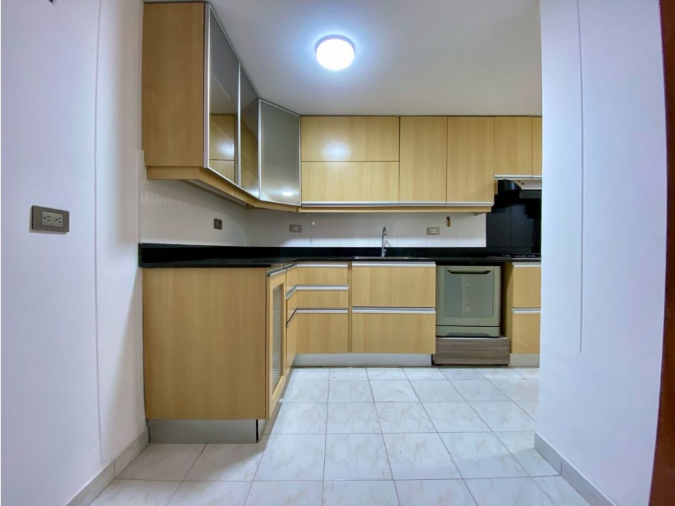 VENDEMOS CASA EN ENVIGADO SECTOR MALL LA SEBASTIANA — foto 5