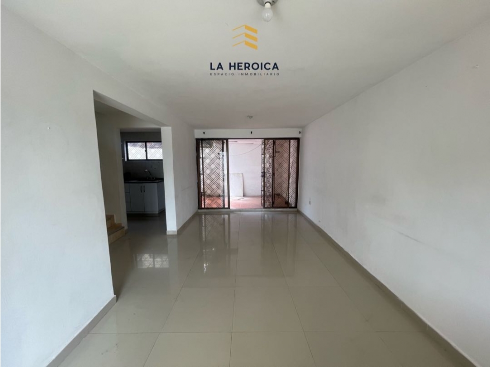 VENDEMOS CASA EN LOS ALPES — foto 3