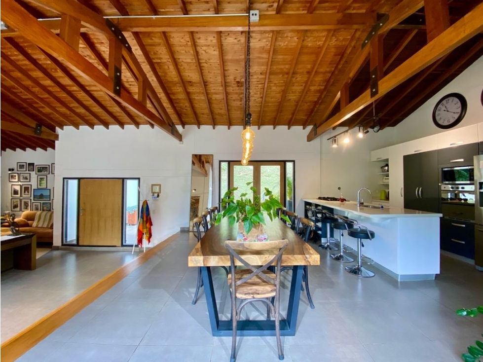 VENTA CASA CON PISCINA EN PARCELACION - LA ESTRELLA SECTOR ESCOCÍA
