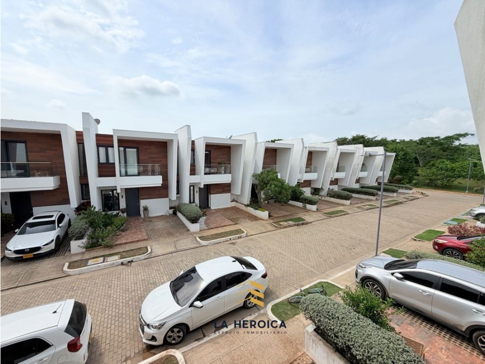 VENDEMOS CASA EN TURBACO - 2
