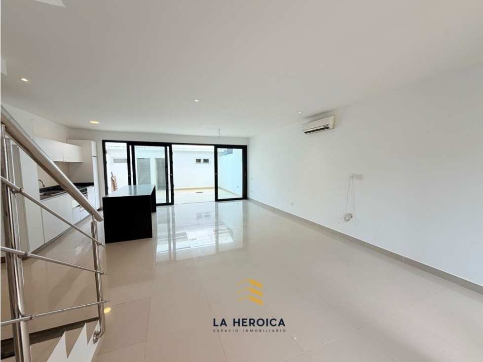 VENDEMOS CASA EN TURBACO - 3