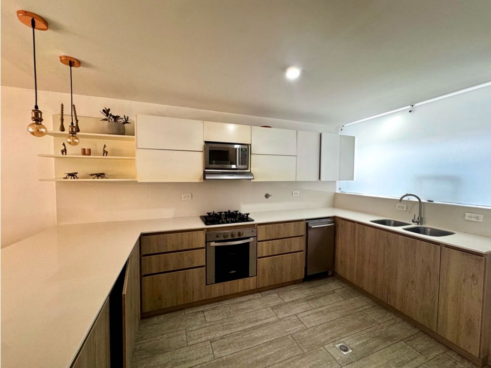 VENDEMOS CASA EN UNIDAD CERRADA BALSOS PARTE ALTA REMODELADA — foto 3