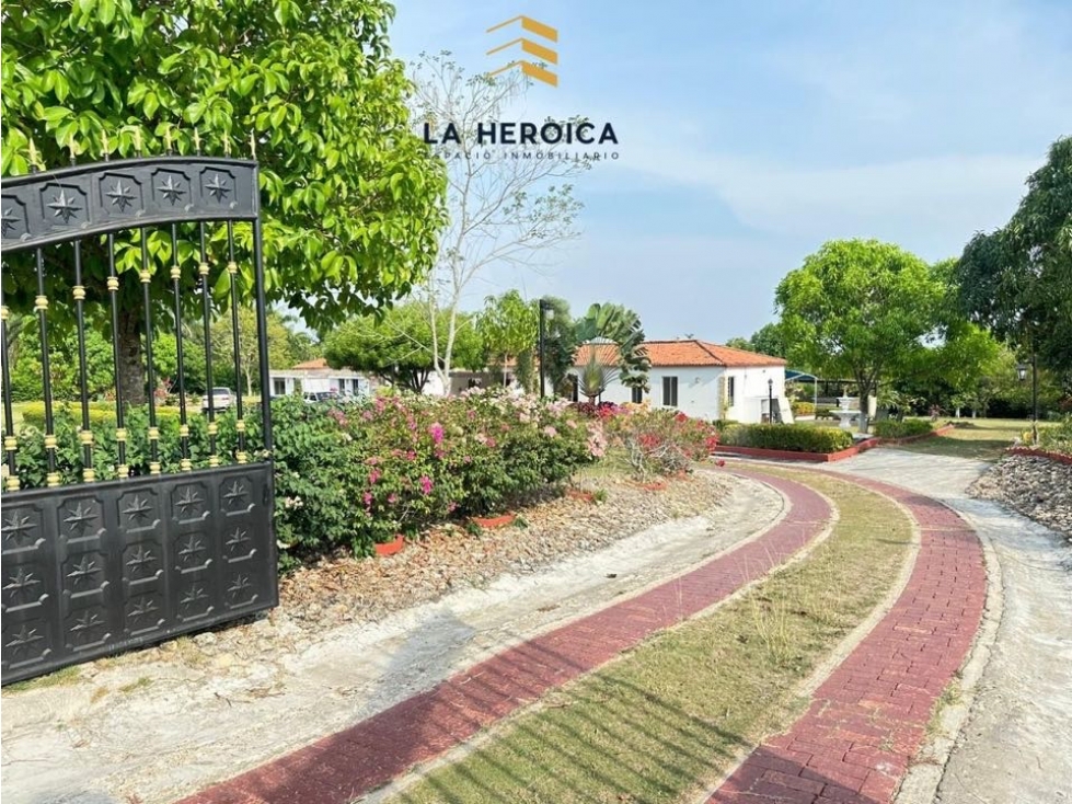 VENDEMOS CASA FINCA EN CONDOMINIO LA HACIENDA-CARTAGENA - 4