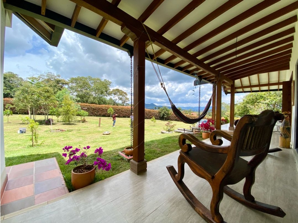 VENDEMOS CASA FINCA EN PARCELACION/EL CARMEN DE VIBORAL — foto 3