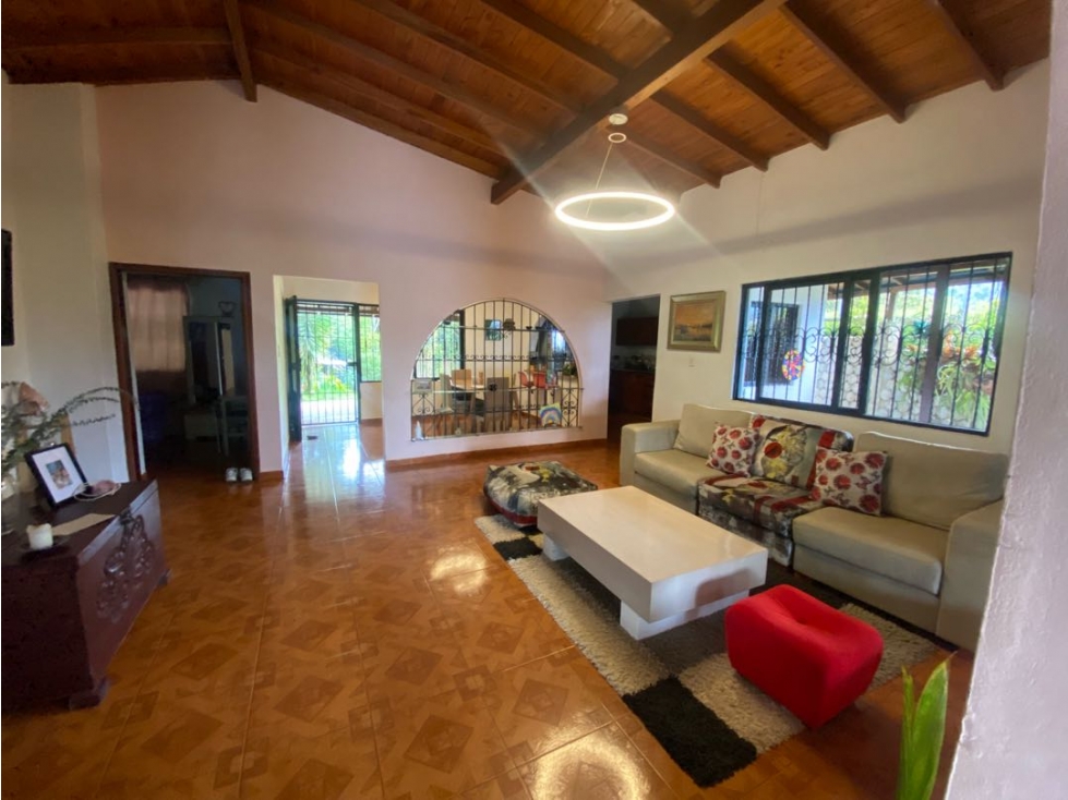 VENDEMOS CASA FINCA EN LA ESTRELLA — foto 3