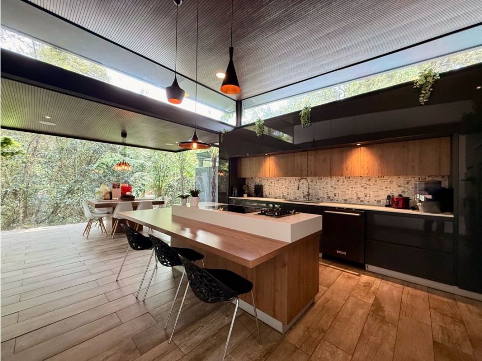 VENDEMOS CASA MODERNA DE 1 NIVEL EN UNIDAD CERRADA ESCOBERO ALTO — foto 2