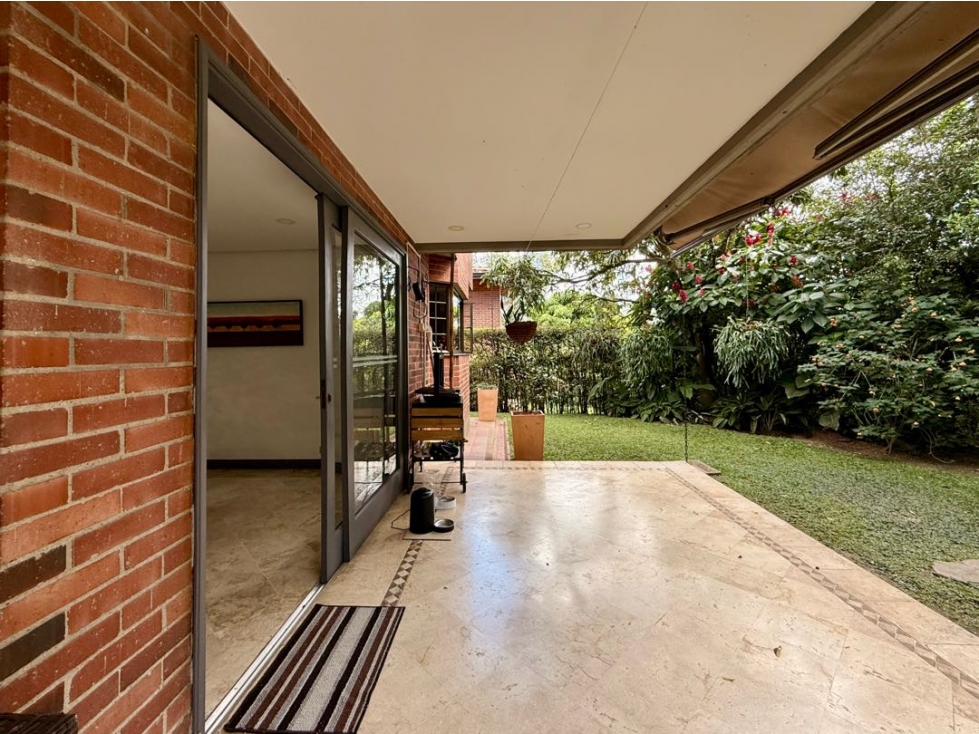 VENDEMOS CASA NO ADOSADA DE DOS NIVELES SECTOR CES — foto 4