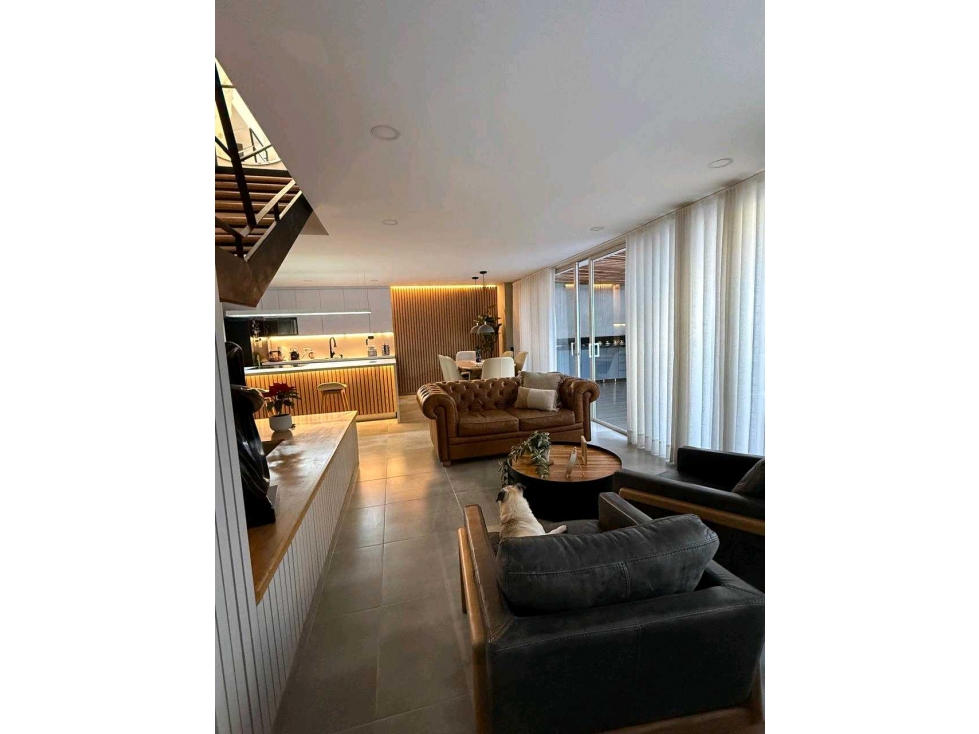 VENDEMOS CASA REMODELADA DE 203m² EN RIONEGRO UNIDAD CERRADA — foto 4