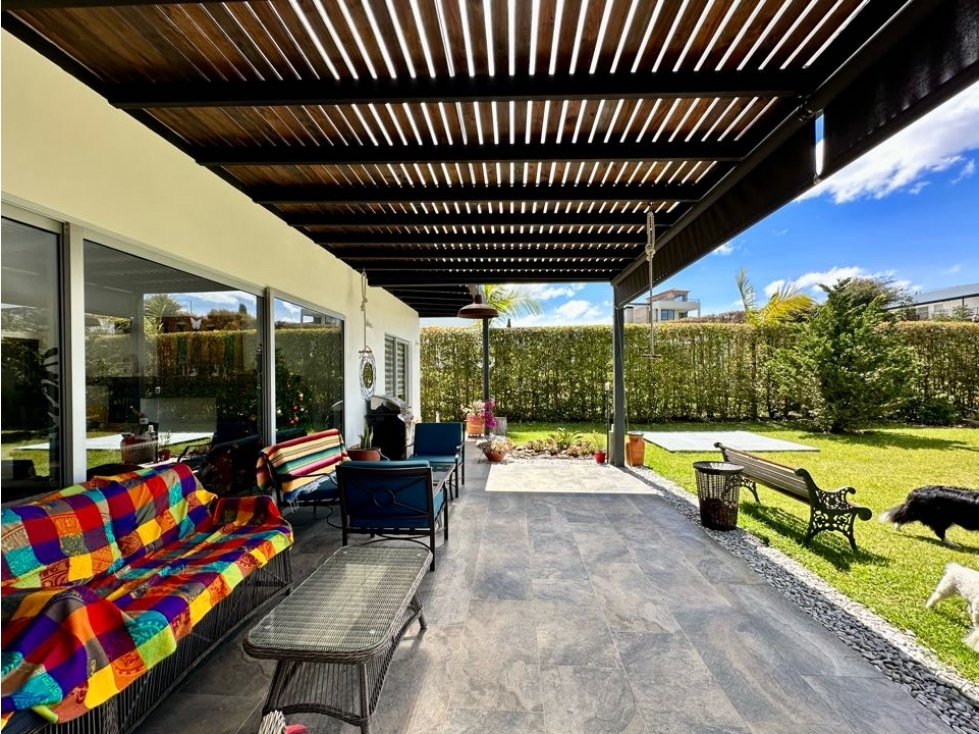 VENDEMOS CASA UNIDAD CERRADA EL RETIRO CERCA AL PARQUE — foto 3