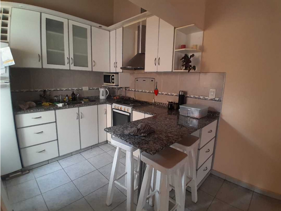 Departamento en Venta, 2do piso, con cochera, Godoy Cruz, Mendoza — foto 2