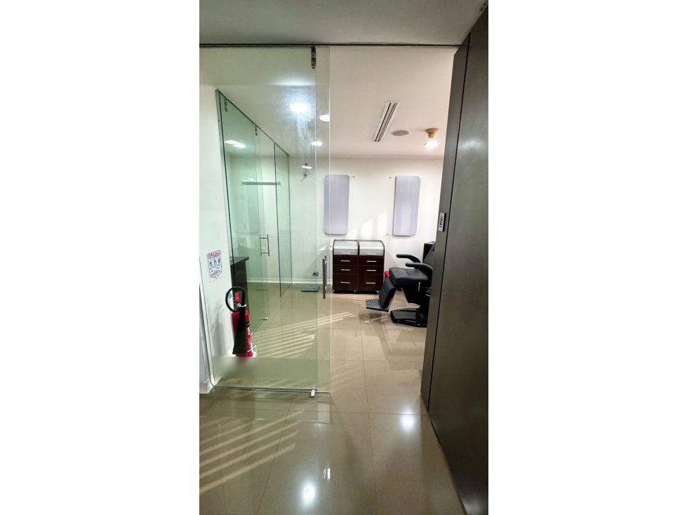 VENDEMOS CONSULTORIO EN MILLA DE ORO — foto 4