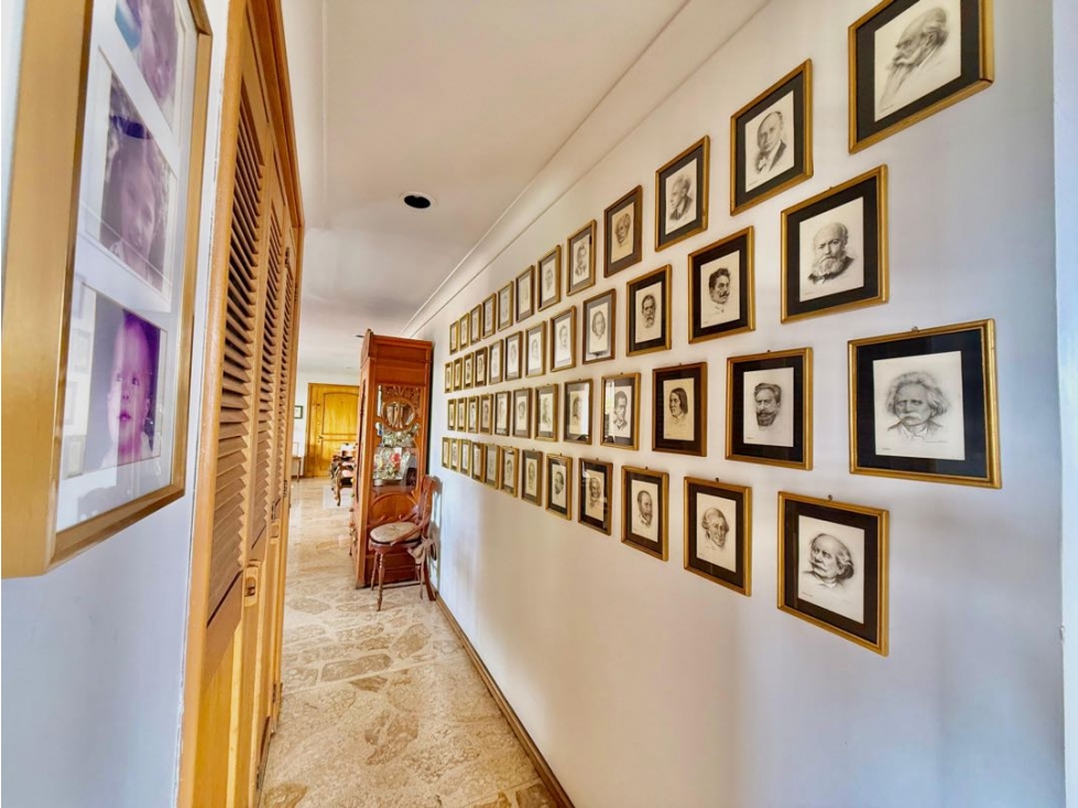 Gran apartamento para remodelar en la mejor ubicación del Poblado — foto 4