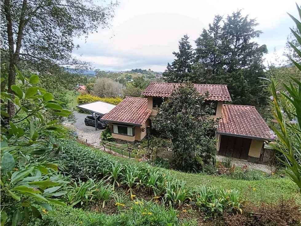 VENDEMOS ENCANTADORA CASA FINCA EN PARCELA PRIVADA EN GUARNE — foto 2